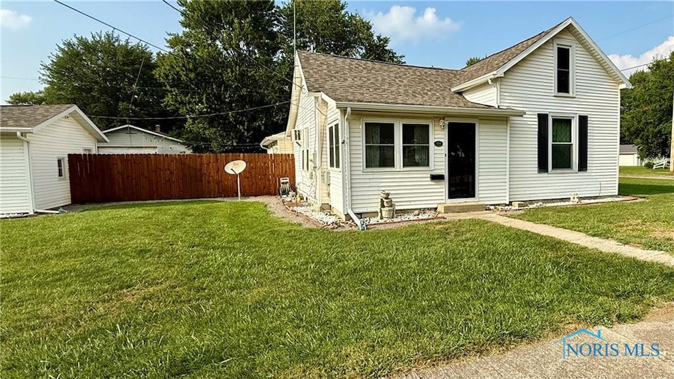 919 E Sycamore St, van Wert, OH 45891 - photo 1