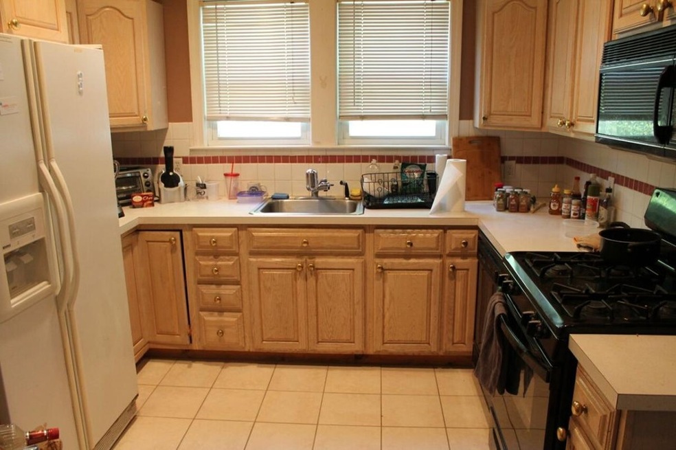 9 Guinan St unit 1, Waltham, MA 02451 - photo 1