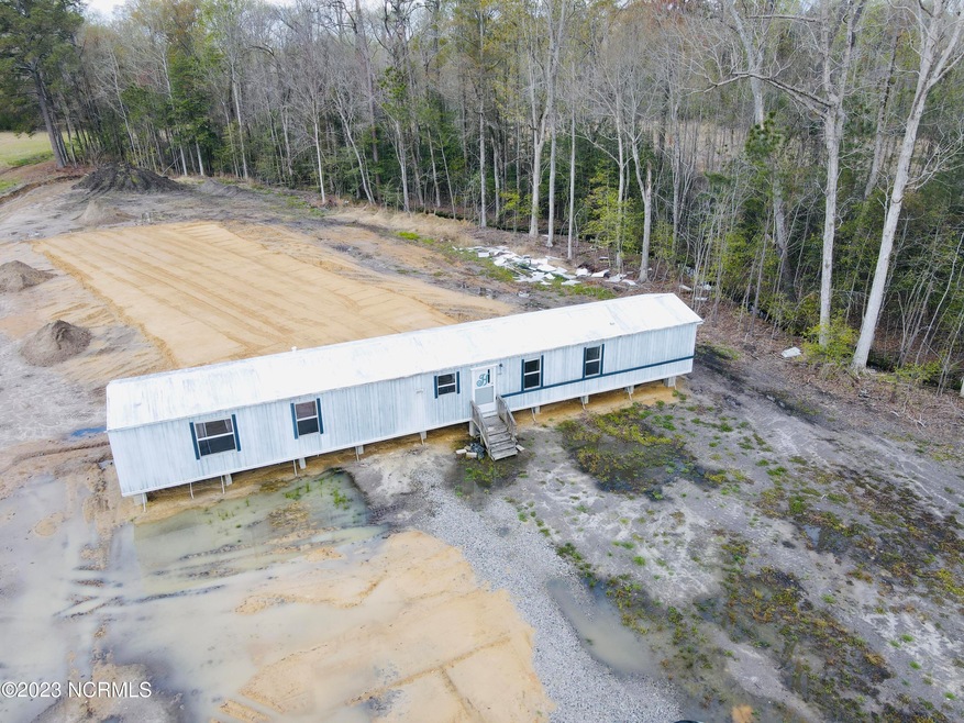 Front view of property