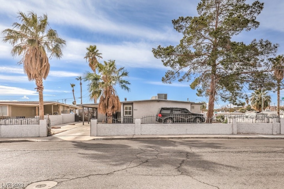 1563 Palma Vista Ave, Las Vegas, NV 89169 - photo 1