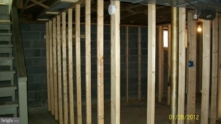 111 Meem Ave, Gaithersburg, MD 20877 - photo 1