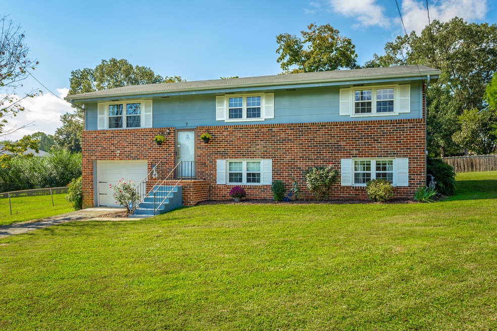 7 Shamrock Cir. HD-23