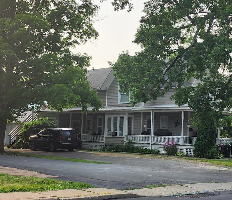 Under Contract $184,900