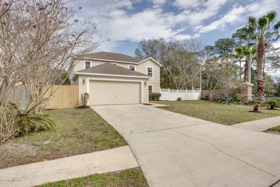 8001 Foxdale Dr, Jacksonville, FL 32210 - photo 1