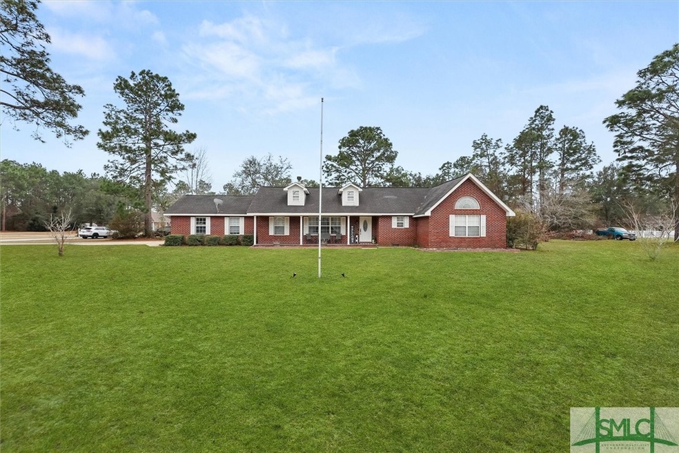 173 Cody Dr, Jesup, GA 31545 - photo 1