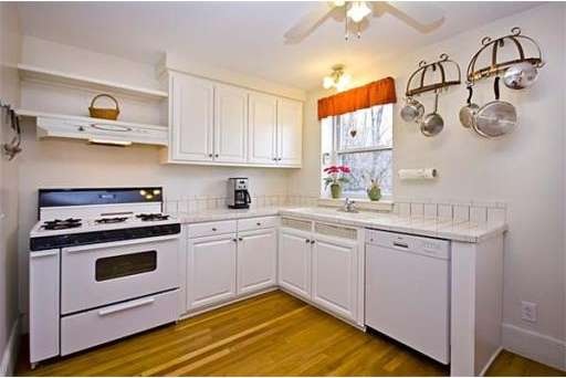 2 Oleary Way unit 72, Jamaica Plain, MA 02130 - photo 1