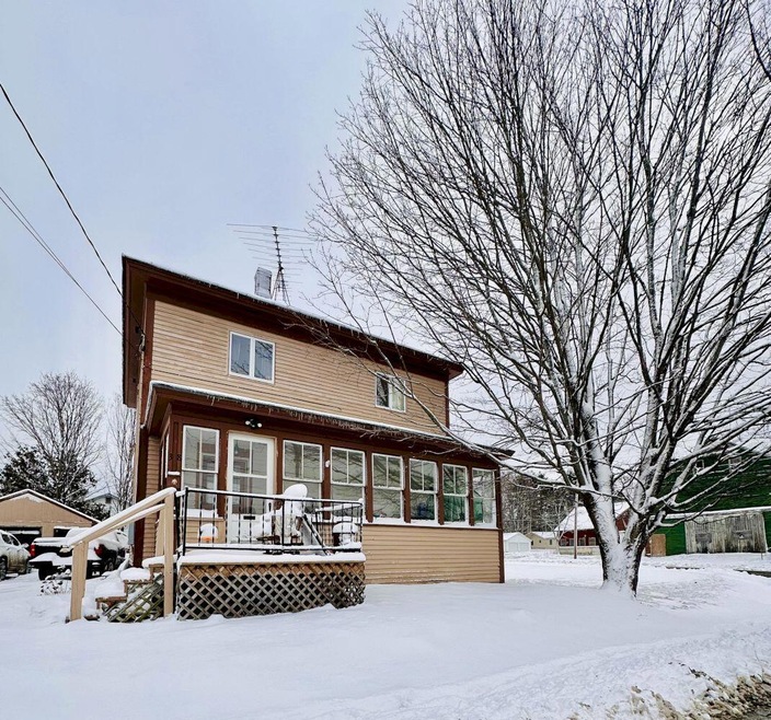 38 Mechanic St, Skowhegan, ME 04976 - photo 1