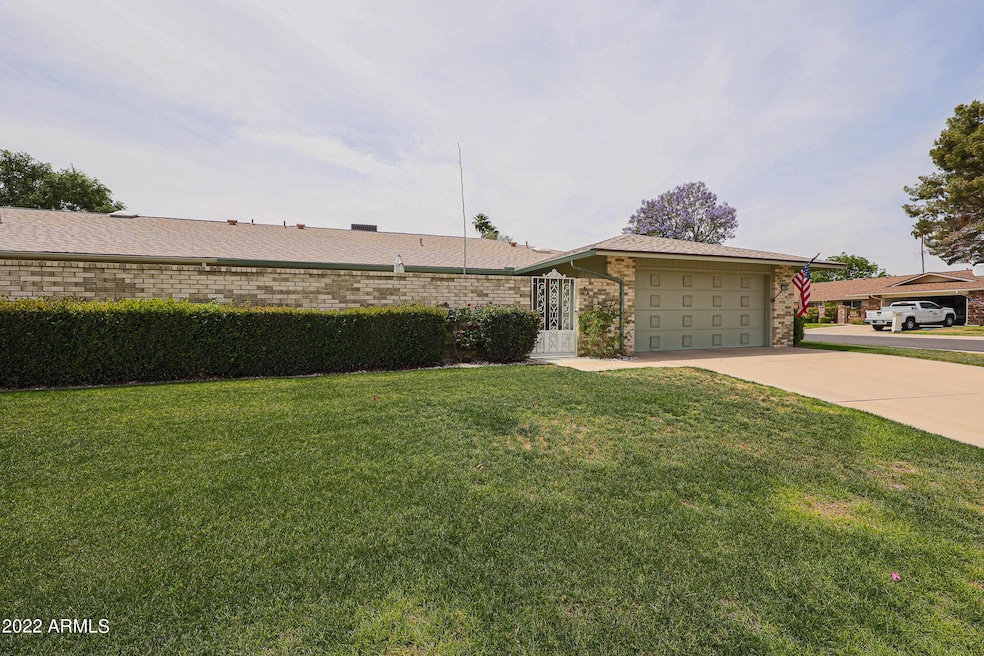 18026 N Conestoga Dr, Sun City, AZ 85373 - photo 1