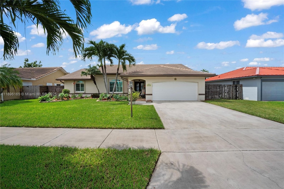 15806 SW 144th Place, Miami, FL 33177 - photo 1
