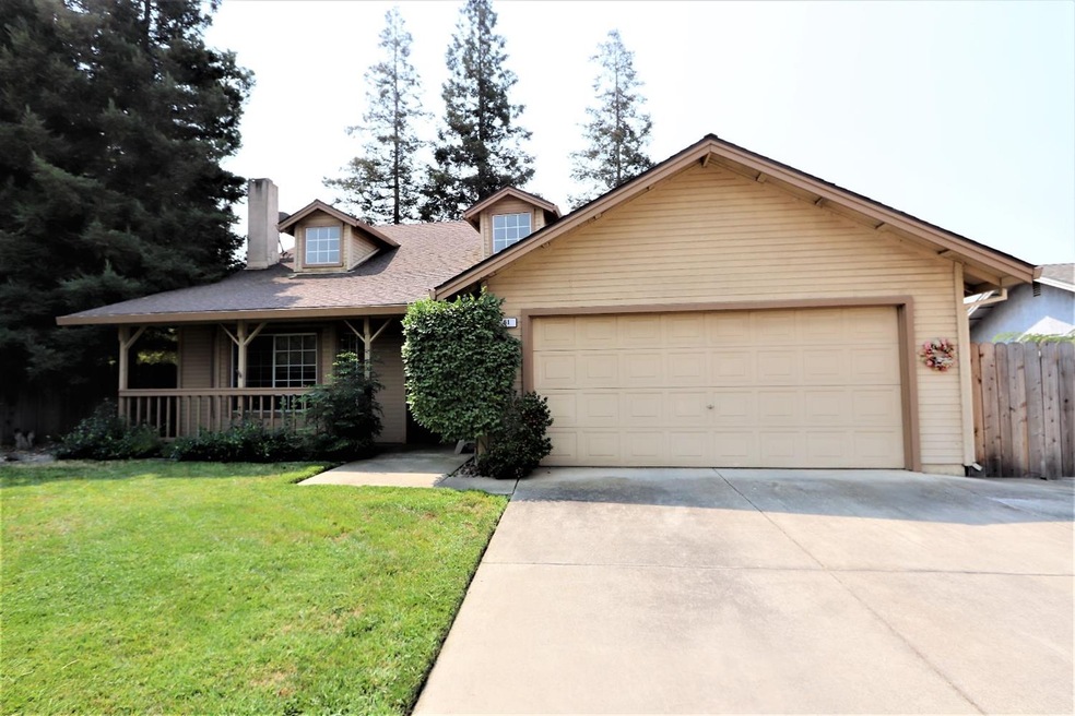 61 Obsidian Dr, Oakdale, CA 95361 - photo 1