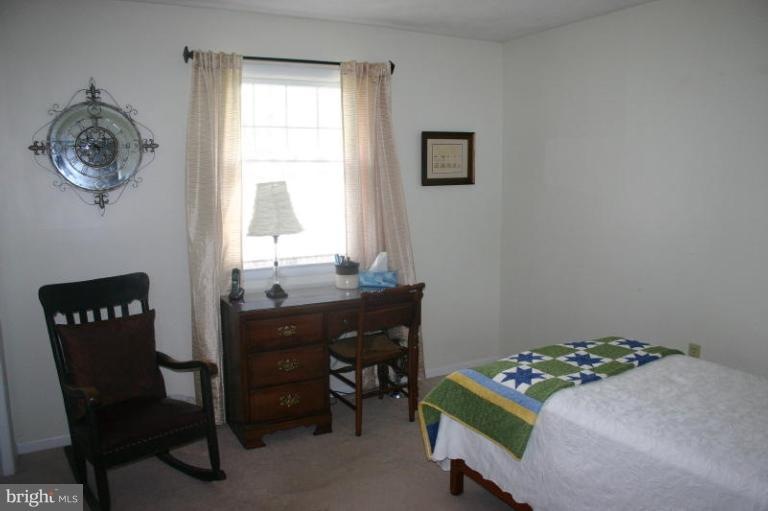 2952 Roosevelt Dr, Chambersburg, PA 17201 - photo 1