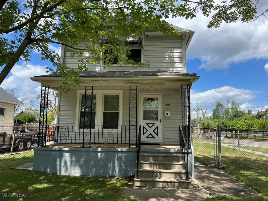 1693 E 33rd St, Lorain, OH 44055 - photo 1