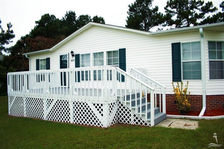 1571 SW Blackduck St, Supply, NC 28462 - photo 1