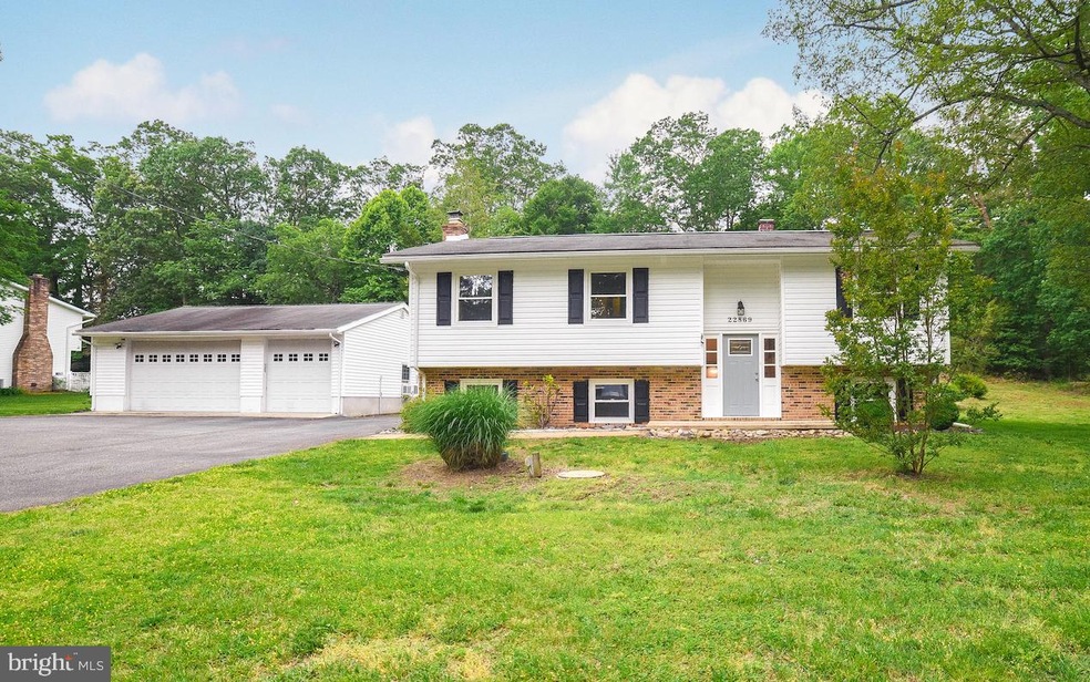 22869 Gunston Dr, Lexington Park, MD 20653 - photo 1