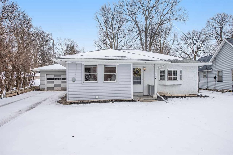 117 1st St, Addison, MI 49220 - photo 1