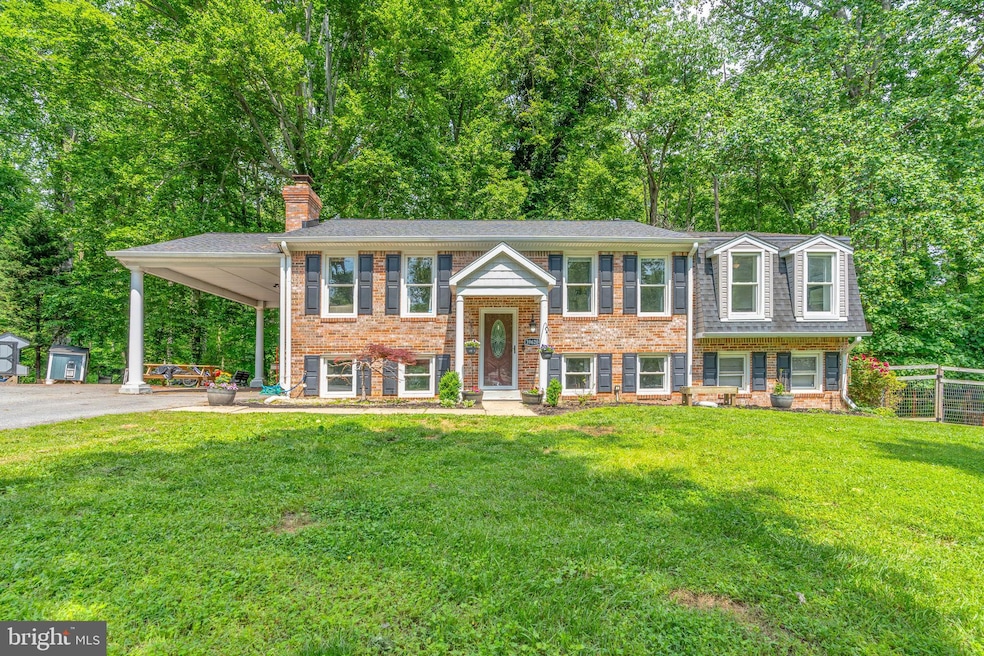 39620 Walnut Cir, Mechanicsville, MD 20659 - photo 1