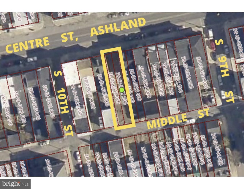 924-926 Centre St, Ashland, PA 17921 - photo 1