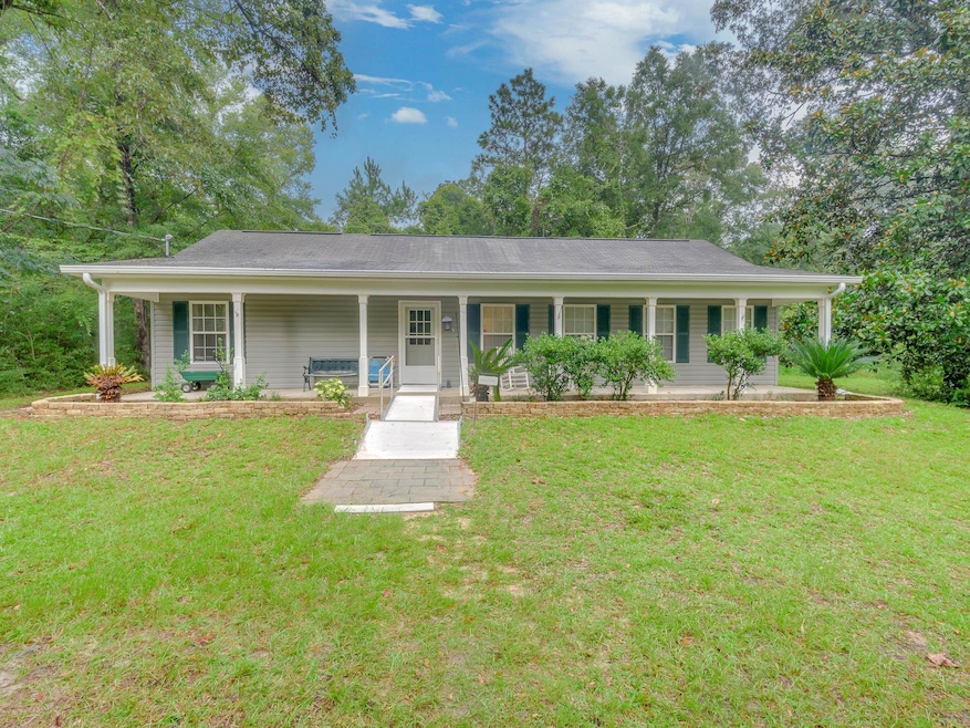 91 Summerwind Cir W, Crawfordville, FL 32327 - photo 1
