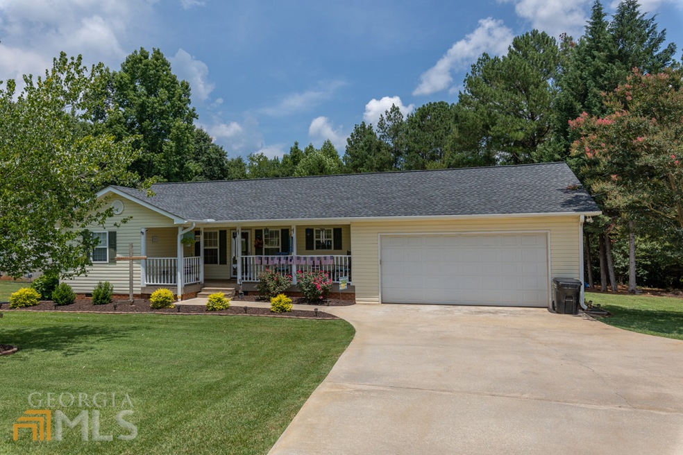 92 Whispering Pines, Martin, GA 30557 - photo 1