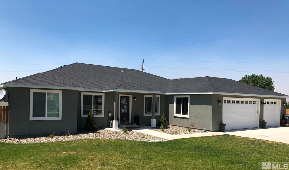 3166 Frontier St, Winnemucca, NV 89445 - photo 1
