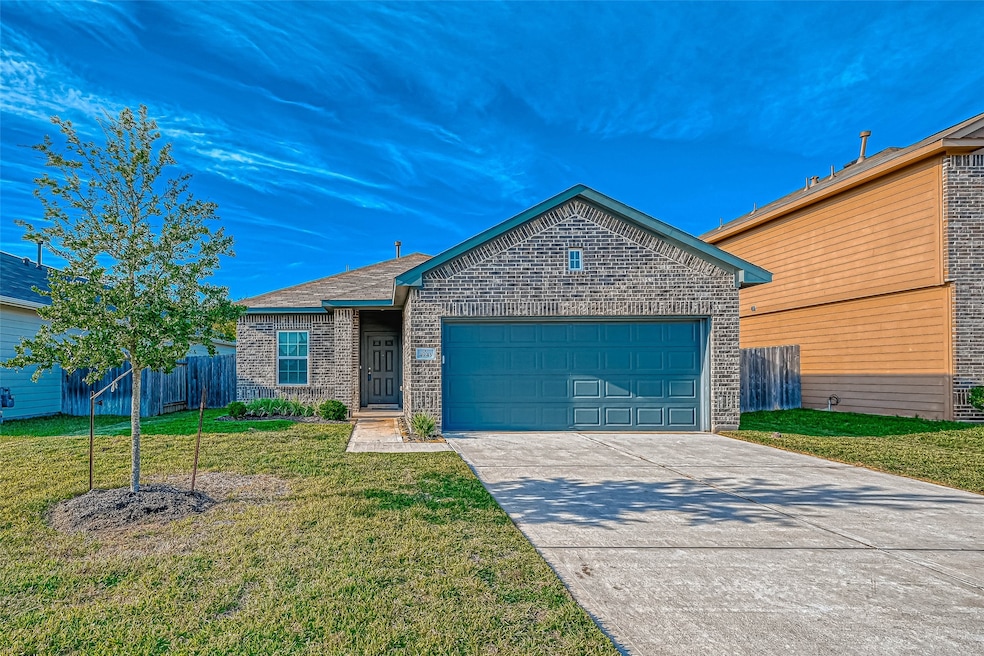 4943 Fairwater Ct, Richmond, TX 77469 - photo 1