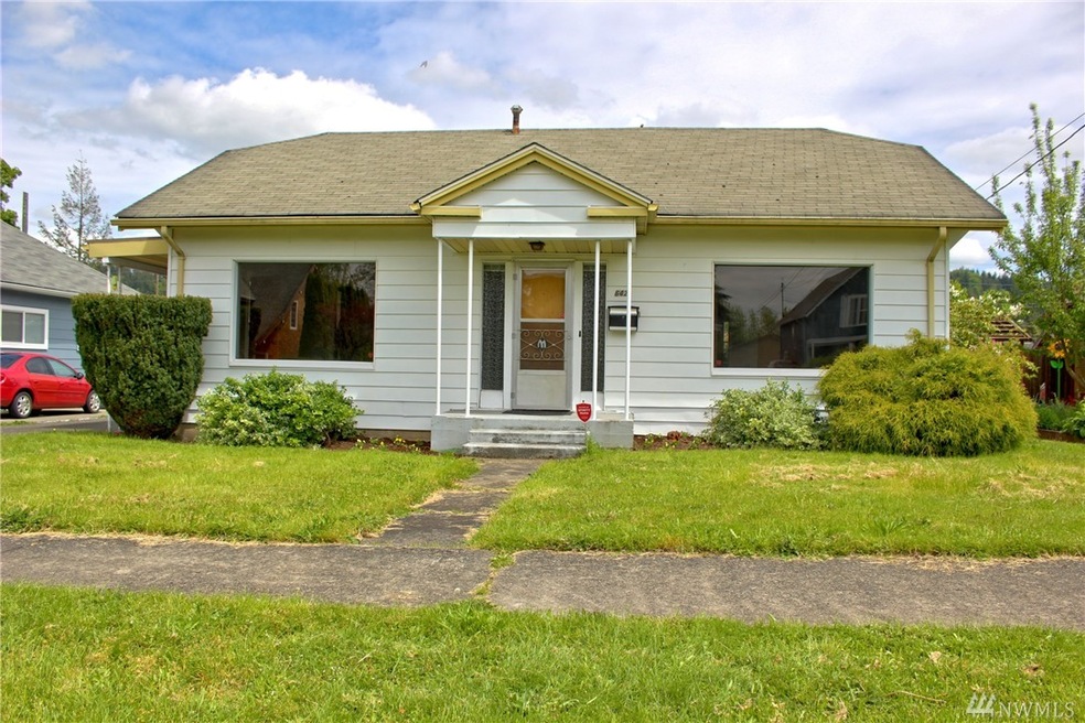 642 SW Chehalis Ave, Chehalis, WA 98532 - photo 1