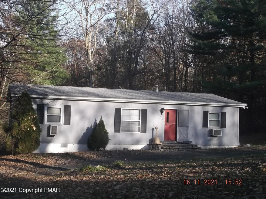 155 Walnut St, Kunkletown, PA 18058 - photo 1