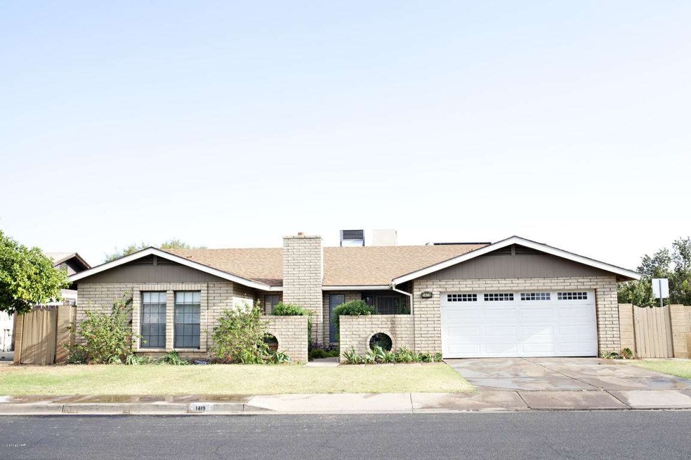 0007_Front_Exterior