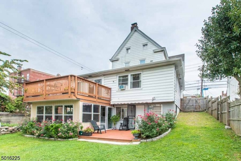 347 Ridge Rd, Lyndhurst, NJ 07071 - photo 1