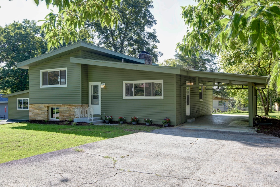 Sold • Co-Listing Agent