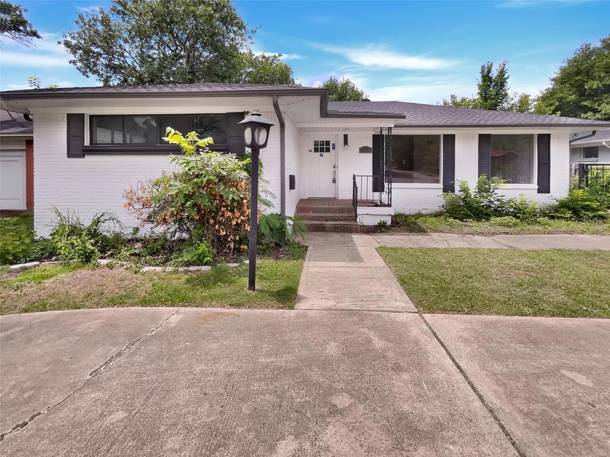 6476 Fisher Rd, Dallas, TX 75214 - photo 1