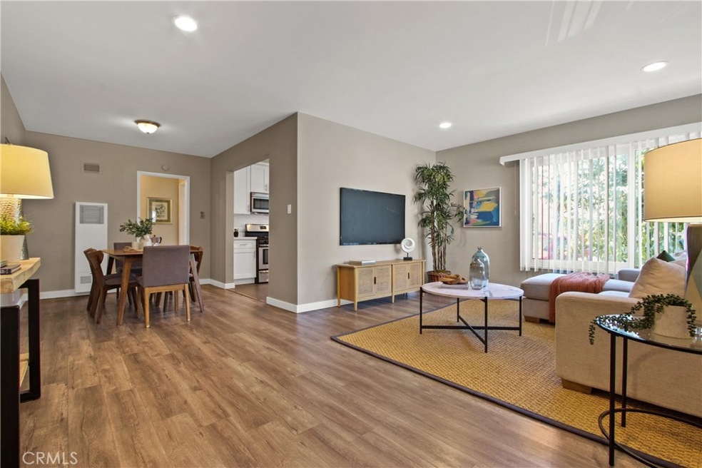 1327 E Appleton St unit 1, Long Beach, CA 90802 - photo 1