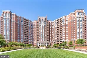 The Wisconsin unit 1614, North Bethesda, MD 20852 - photo 1