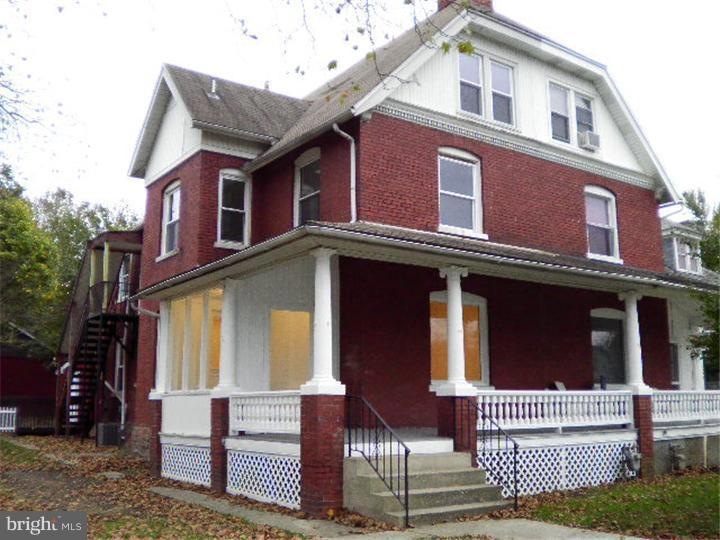 1238 E Lincoln Hwy, Coatesville, PA 19320 - photo 1