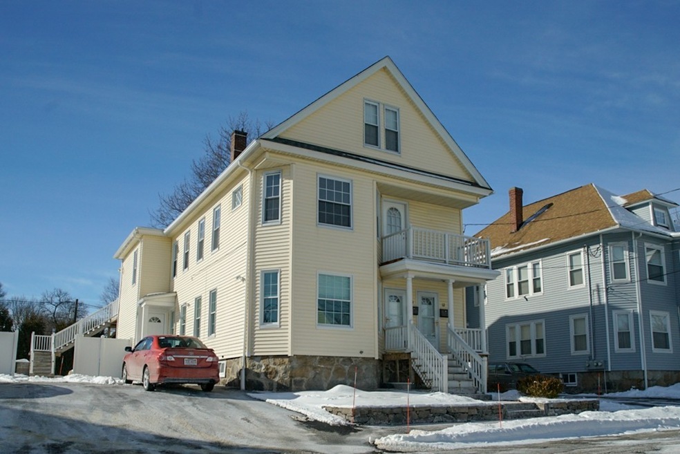 10-12 Pinedale Ave unit 10, Methuen, MA 01844 - photo 1