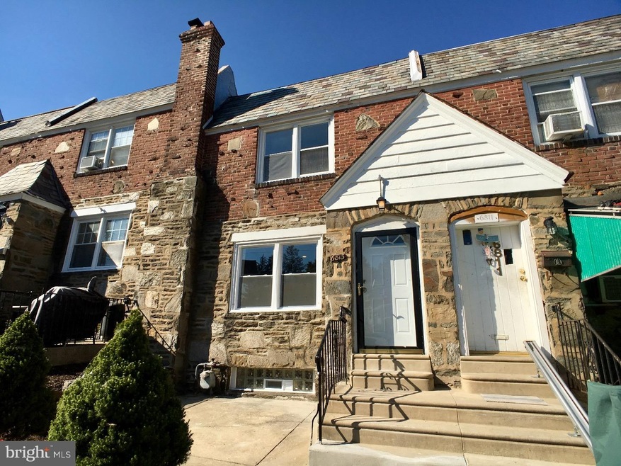 6813 Walnut Park Dr, Upper Darby, PA 19082 - photo 1