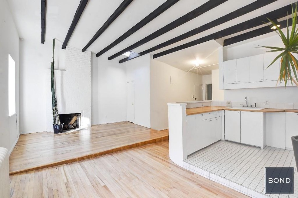 138 Sullivan St unit 3, New York, NY 10012 - photo 1