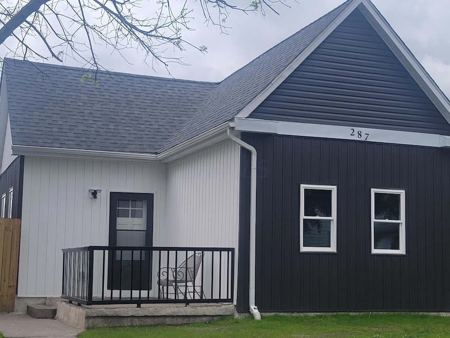 287 E Barthman Ave, Columbus, OH 43207 - photo 1