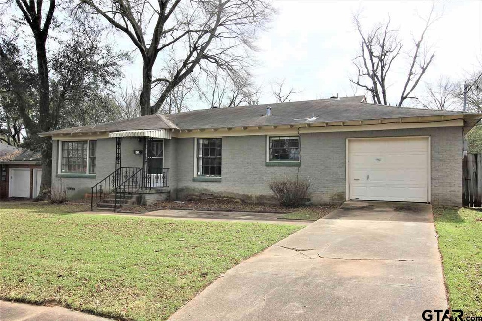 415 415 E 9th, Tyler, TX 75701 - photo 1