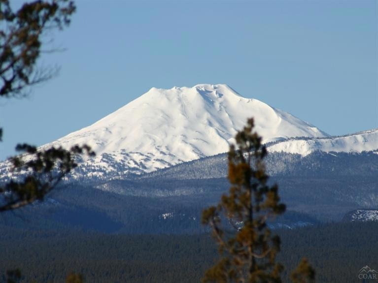 3351 NW Arrowleaf Ct, Bend, OR 97701 - photo 1
