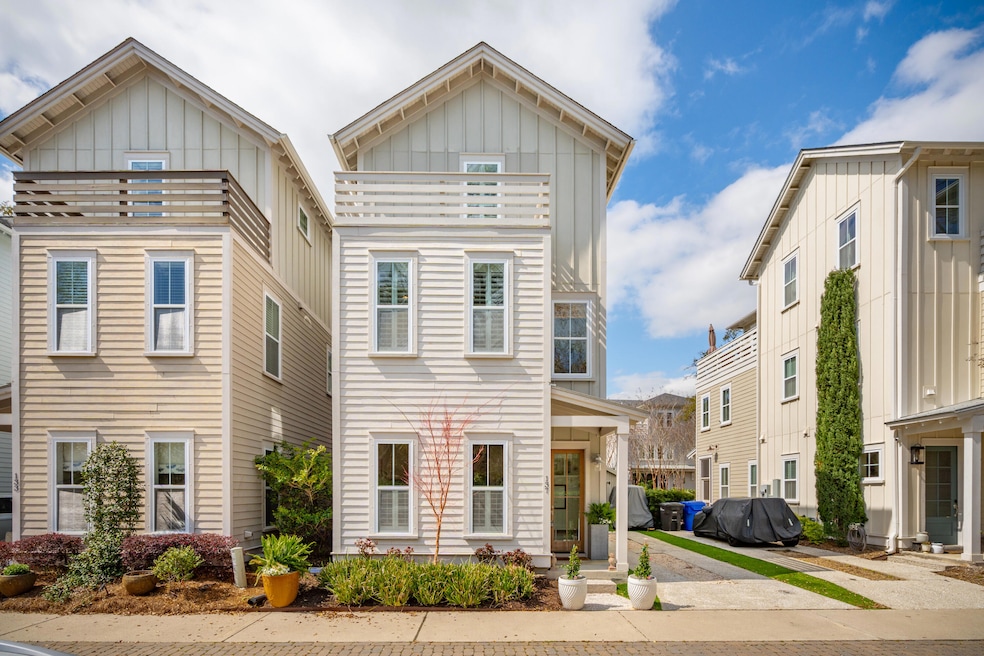 137BrattonCir-KeenEyeMarketing-001