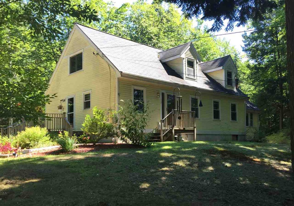 72 Greenwood Rd, Weare, NH 03281 - photo 1