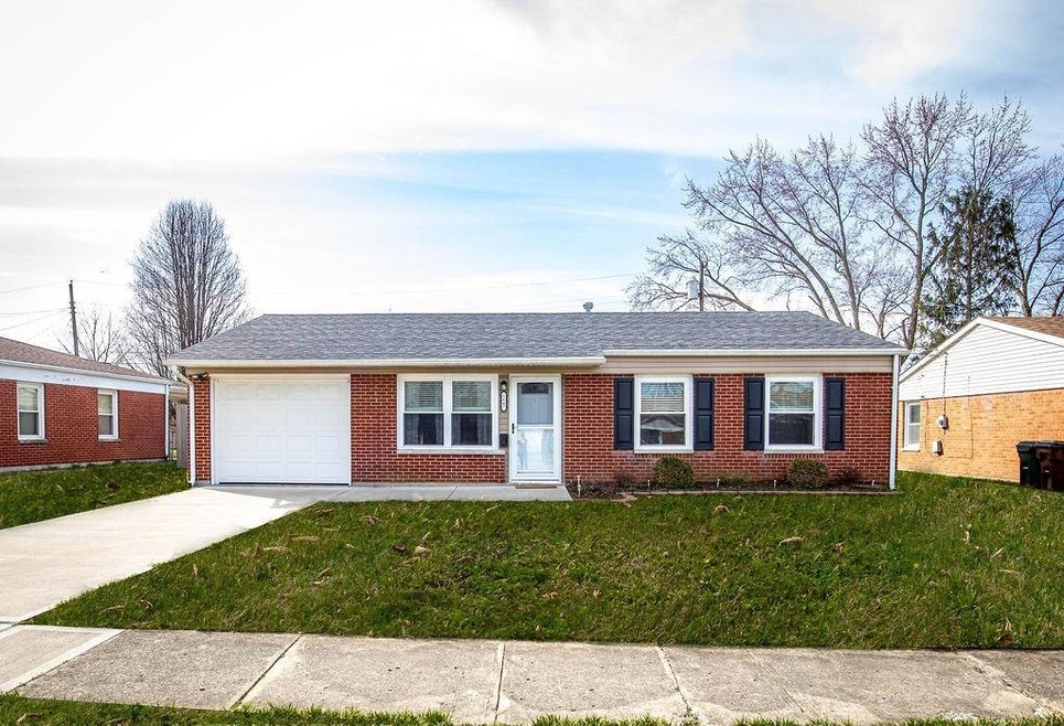 1647 Reid Ave, Xenia, OH 45385 - photo 1