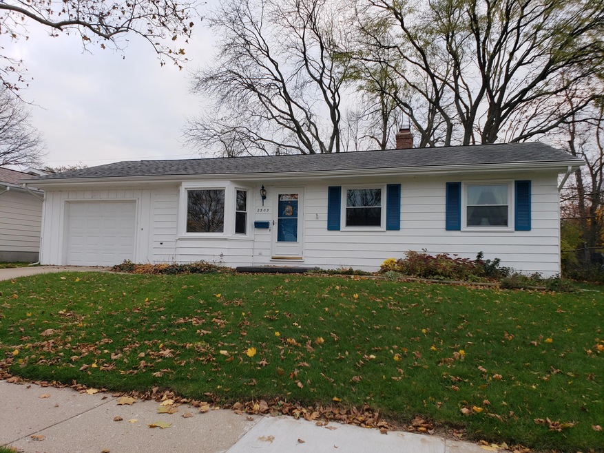 2509 Victor Ave, Lansing, MI 48911 - photo 1
