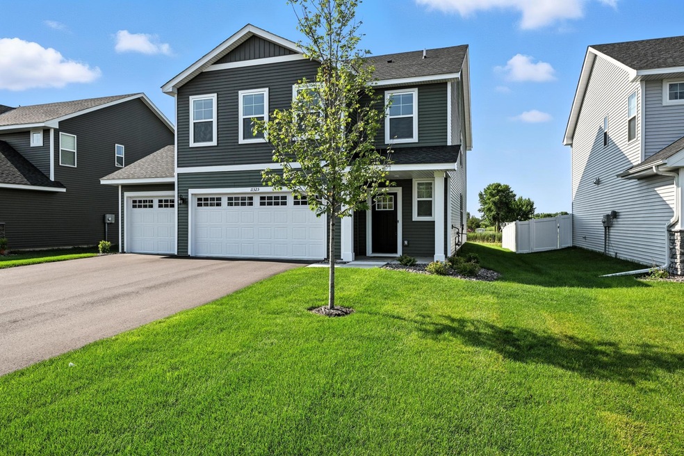 For Sale $424,900 • Co-Listing Agent