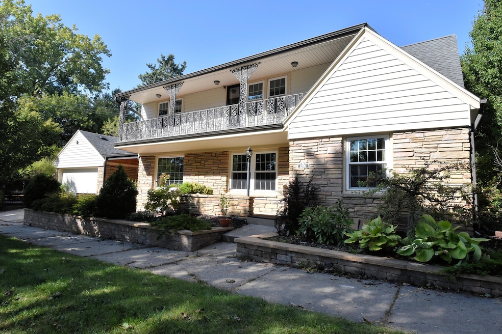 7200 W Locust St, Milwaukee, WI 53210 - photo 1