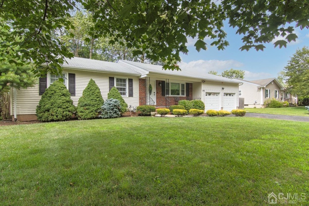 236 W Hegel Ave, Edison, NJ 08820 - photo 1