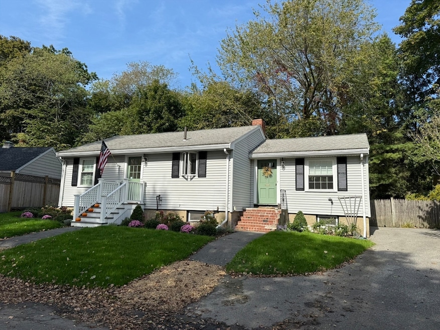 23 Sagamore Rd, Marblehead, MA 01945 - photo 1