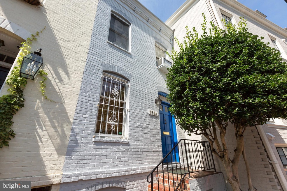 1534 32nd St NW, Washington, DC 20007 - photo 1