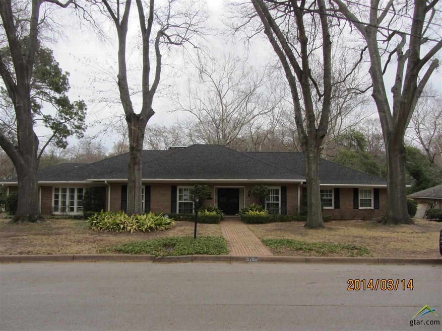 2720 Pecan Dr, Tyler, TX 75701 - photo 1